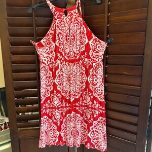 HALTER STYLE DRESS MEDIUM PETITE